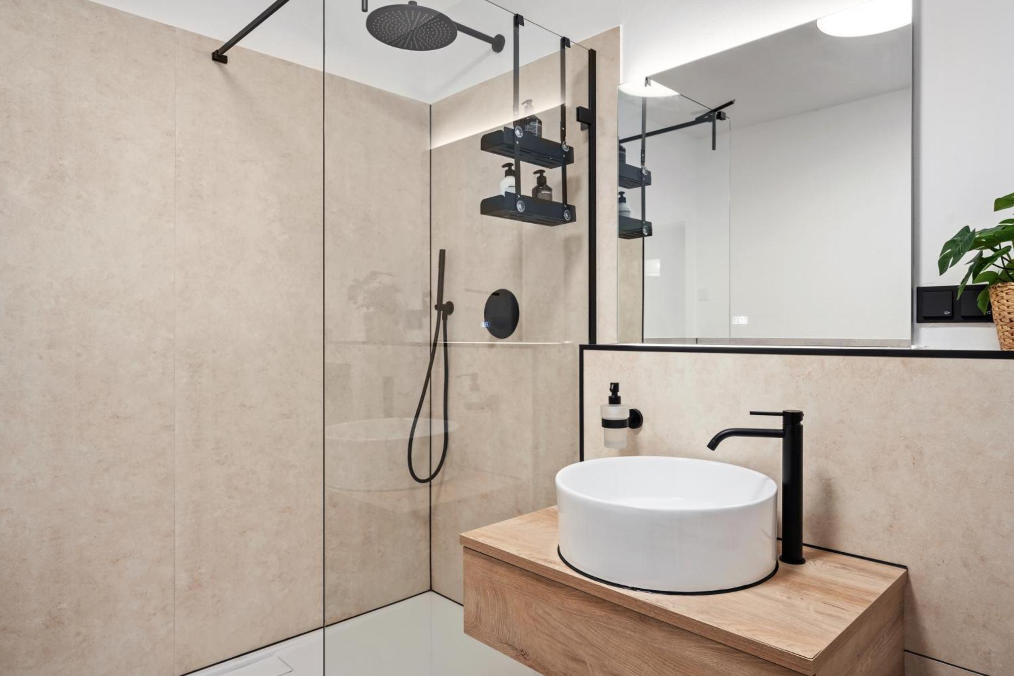 Edler Wohnraum Schwanenteich-Penthouse Mit Garage, Grill, Kaffeevollautomat, Klima, Lift & Terrasse Apartman Zwickau Kültér fotó